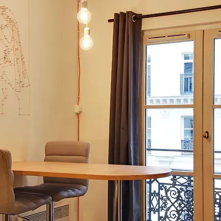 Short Studio Richelieu